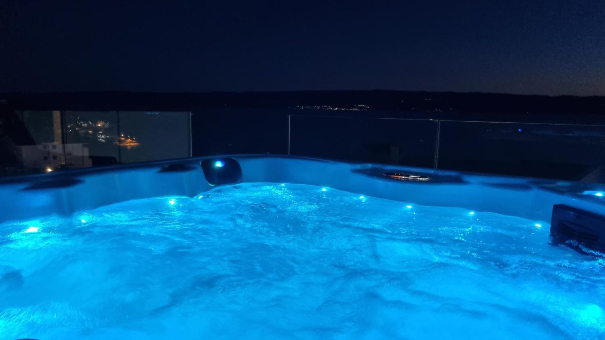 Villa Askana, 3 Bedrooms, 4 Baths, Infinity Pool, Whirlpool, Sea View, Outdoor Kitchen Jesenice  Exteriér fotografie